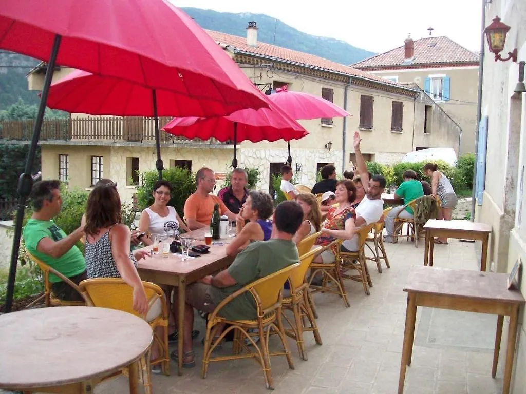 Bed and Breakfast Le Vin De L'Ete Ponet-et-Saint-Auban Bed & Breakfast